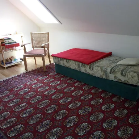 Große Am Grünen Stadtrand