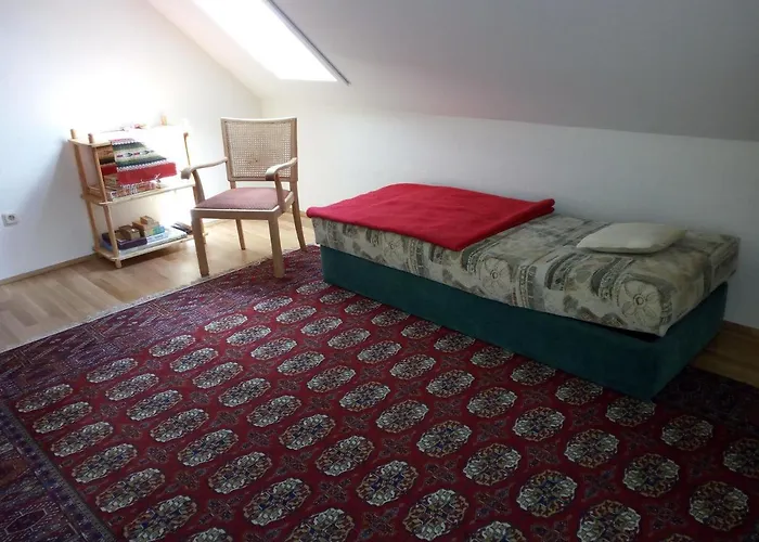 Grosse Am Gruenen Stadtrand